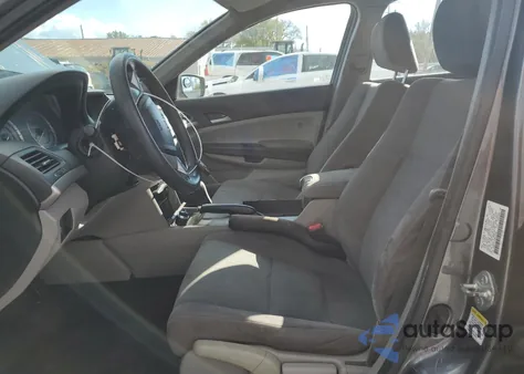 2011 Honda Accord Lx z USA, uszkodzony, nr VIN 1HGCP2F35BA068461